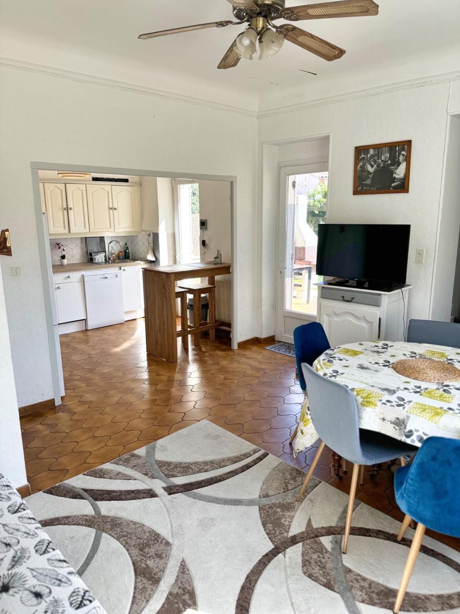 Holiday home Maison Confort & Silence, Jardin & Barbecue *